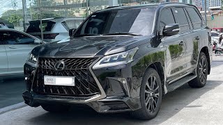 2020 Lexus 570 KURO Black EditionS 🖤 Revs [upl. by Garnette]