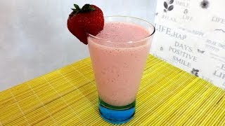 Recette du Milkshake à la fraise  Williams Kitchen [upl. by Tinya]