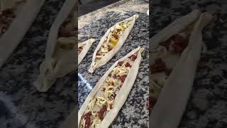 Kaşarlı sucuklu yumurtalı mis gibi pide [upl. by Eceer]