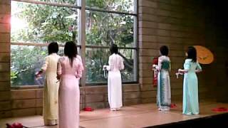 Vietnamese Candle Dance [upl. by Yankee]