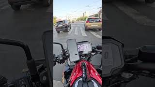 A facut manevra asta cu polițistul în intersecție [upl. by Kenwood]