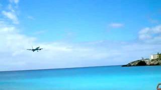 St martin airport st maarten crazy landing AVI [upl. by Pate]