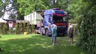 Transport stacaravan van Vlagtwedde naar Camping Renskers in Kotten Winterswijk 12 05 2016 [upl. by Inoy300]