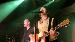 Plain White Ts  Sunlight Tim Lopez singing [upl. by Enelrae]