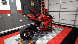 Ducati v4s with Austing Racing Exhaust  mods walkaround [upl. by Creighton]