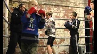 čigānu bokseris Eduards Krauklisgypsyroma boxing in Latviaavi [upl. by Dnama176]