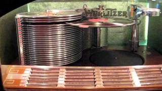 Wurlitzer jukebox model 800 1940 [upl. by Arednaxela]