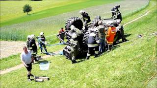 PersonenBergung nach Traktorunfall in Haibach [upl. by Sculley348]