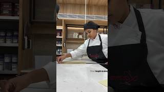 Day 3 at Lavonne Academy 🧑🏻‍🍳 cake cakedecorationideas pastrychef lavonneacademy [upl. by Polak]