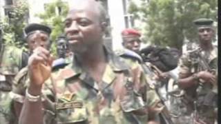 Le Ministre Sidiki Konaté sest rendu à lescadron des commandos dAbobo [upl. by Javler]