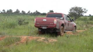 Mazda BT50 en RustiEscuela 4x4 2008 Venezuela [upl. by Utimer209]