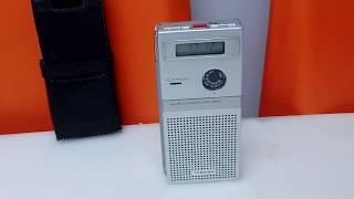 Toshiba Fmam Lcd Quartz Clock Radio Qr2000 [upl. by Delaney]