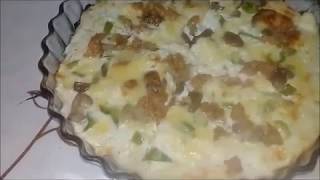 pizza sauce blanche  بيزا بصلصة بيضاء روعة في المذاق [upl. by Amerak]