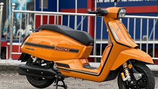 Lambretta X250 Walkaround and exhaust sound [upl. by Walford]