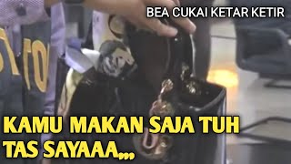 Mengamuk Usai Di Mintai Bayar Pajak Pria Ini Suruh Petugas Makan Tas Miliknya [upl. by Whitver316]