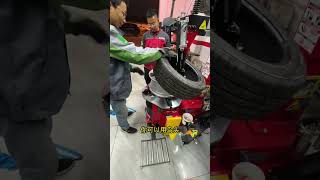 Tire Changer TW7S Training in Customers Shop [upl. by Coffin]