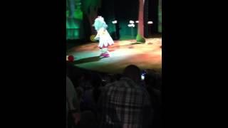 In the night garden live Upsy Daisy song CBeebies 2015 [upl. by Adnuahsal]