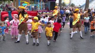 yaky and ximena dancing with phineas and ferb 98 at california adventure [upl. by Tellford]