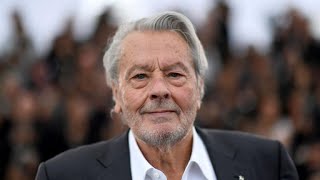 Obsèques de JeanPaul Belmondo  Alain Delon présent pour un dernier hommage [upl. by Yessac]