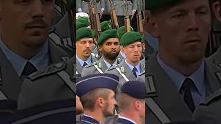 Das Wachbataillon der Bundeswehr 2024🦅🇩🇪 militär soldaten parade marsch bundeswehr garde [upl. by Assiluj]