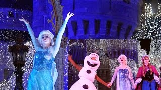 A FROZEN HOLIDAY WISH 2015  Elsa Lights Cinderella Castle amp New Turrets with Anna Olaf amp Kristoff [upl. by Fritzie]