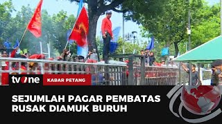 Buruh Demo di Balai Kota DKI Tuntut UMP 2024 Naik Jadi Rp56 Juta  Kabar Petang tvOne [upl. by Eseret897]