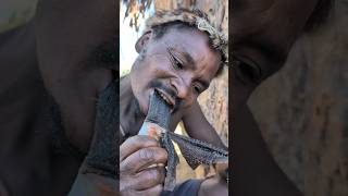 Thats‼️ Lunchtime 😋 Very delicious food hadzabe tribe Eating food timebushmenculturetraditional [upl. by Gale]