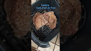 Cooking steak in an air fryer [upl. by Aikcin]