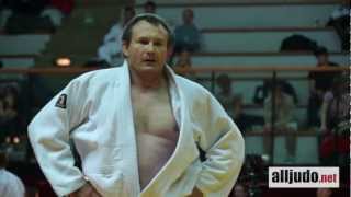 Clip  Coupe de France 3e div  Chpts de France entreprise vétérans et équipes de judo 2012 [upl. by Traggat638]