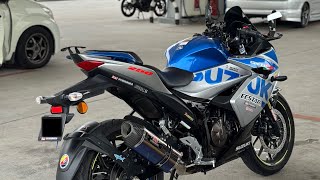 Suzuki Gixxer SF 250  Yoshimura R77S STB [upl. by Acino394]