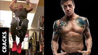 Cómo tener los abdominales de Stallone a sus 70 años [upl. by Eirellam]