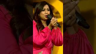 Shreya Ghoshal sung Aangaro song🔥 live in IBDshreyaghoshal angaron live shorts song [upl. by Fiertz235]