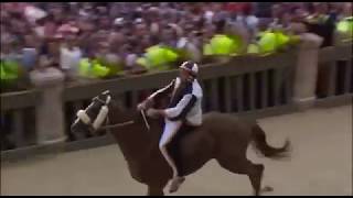 Palio di Siena 16 agosto 2018 vinto dalla Contrada della Lupa con Giuseppe Zedde [upl. by Adekam]