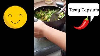 How to make capsium onion masala currytastyyummy capsicumrecipe bangalurumirchiPranavis tours [upl. by Averil928]