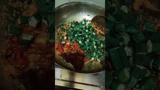 masala bhindi bhojan ki kitchen mein😋😋😋😋😋 bahut testy [upl. by Leia]