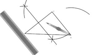 Konstrukcja okęgu opisanego na trójkącie [upl. by Hortensia]