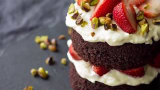 Mini Chocolate Cake With Mascarpone Cream And Caramelized Pistachios [upl. by Joanne]