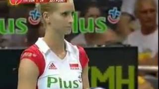 2010 FIVB WGP  First Round  POL x USA  Amazing recovery from Poland [upl. by Assirehs7]