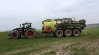 Fendt 939 Black Beauty et Pichon 25 000 L Rampe 24 m [upl. by Ailev]