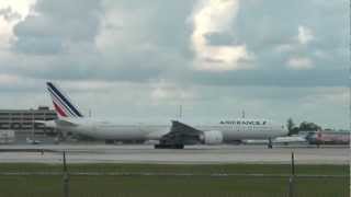 HD Planespotting at the Holes Miami Intl Airport  09022012 [upl. by Lorenza]