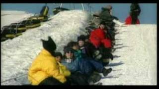 Le Village Vacances Valcartier en hiver Québec Canada [upl. by Hopkins]