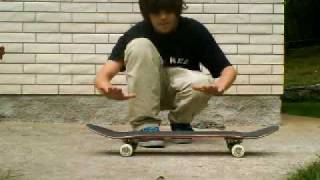 Come fare un Ollie How to ollie [upl. by Llerrehc372]