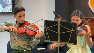 Santo Santo Santo  Himno cristiano  instrumental en violines 🎻 [upl. by Adnorrahs]