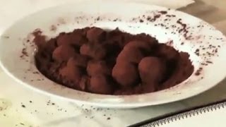 Tartufi al cioccolato ricetta [upl. by Osbourne]