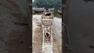 Dugout canoe by Wai Wai in Amazonas canoe woodworking craftmanship skills traditional [upl. by Job733]