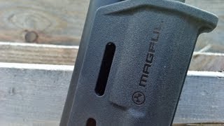 Remington 870 Tactical Magpul Overview and Quick Clips [upl. by Aramoj]