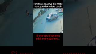 anak terjatuh dari mobil viral trending cctv trendingshorts fyp fypシ゚viral fypage tiktok [upl. by Dotty285]