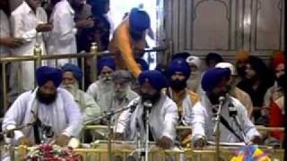 Mera Satgur Rakhwala Hoa  Bhai Gurcharan Singh  Live Sri Harmandir Sahib [upl. by Shimkus248]