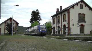 Arrivée du train en gare de Massiac [upl. by Hachman948]