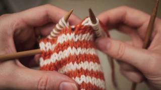 Knitting 2Row Jogless Stripes In The Round [upl. by Ominoreg804]